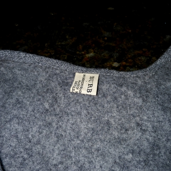 Burberry grey wool/cashmere cape - Picture 1 of 3